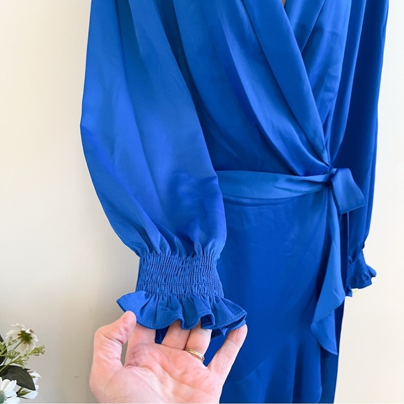 NWT Taylor Plus Long Sleeve Satin Wrap Dress Bright Blue Size 18W - Picture 6 of 11